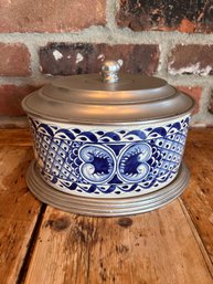 Vintage Metalart Hand Painted Blue Ceramic 1qt Casserole Dish With Lid