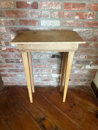 Antique Stripped Pine Table With Tapered Legs
