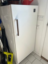 GE Free Standing Freezer