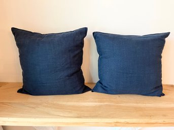 Pair Of Blue 100% Linen Throw Pillows 20'sq