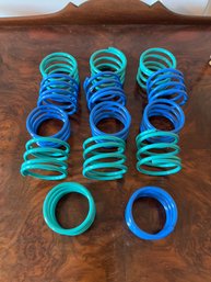 Set Of 14 Painted Metal Spiral Blue And Turquoise Napkin Rings