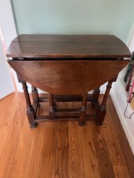 Antique Drop Leaf Gate Leg Table