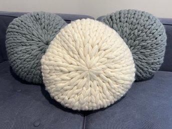 Set Of 3 Pottery Barn Round Blue And White Woven Throw Pillows