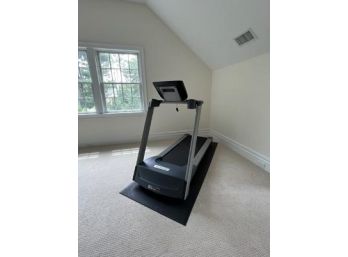 Precor Treadmill TRM 211 Includes Mat