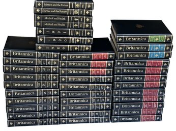 The New Encyclopedia Britannica - 15th Edition (1989) - 39 Books - In Excellent Condition