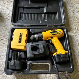 Dewalt DW953 3/8' Cordless Drill - With Battery, Charger, Bits, And Case