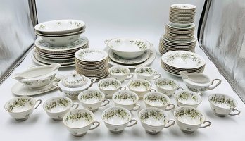 Franconia-Krautheim (Germany) Hawthorn 94-Piece China Set