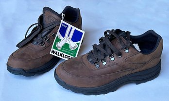 Hi-Tec Walkalogic Dylan Low Waterproof Hiking Shoes - Size 10.5 US - Never Worn In Box