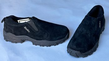 Itasca Sea Ray Mens Black Slip-On Hiking Boots - Size 11 US - Never Worn With Tags