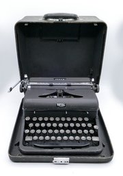 Vintage 1940's Royal Arrow Portable Typewriter