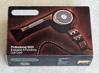 Vidal Sassoon Professional 1500 Hair Dryer In Box - In Very Good Condition