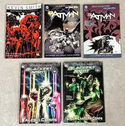 Lot Of 5 Batman And Blackest Night Comics Hardcover & Paperback Novels / Comic Books - DC Comics