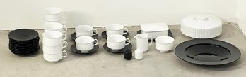 Vintage MCM Tapio Wirkkala For Rosenthal 38 Piece Black And White Porcelain Dinner & Coffee Set