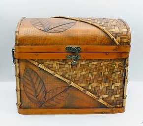 Vintage Woven Wood & Bamboo Handmade Basket / Box