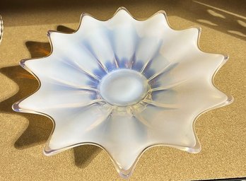 Vintage Fostoria Heirloom Light Blue Opalescent Starburst Glass Dish