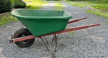 True Temper Wheelbarrow - 6 Cu Ft Size