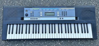 Yamaha YPT-240 61-Key Keyboard - In Good Working Condition