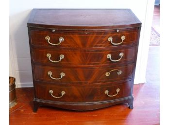 Vintage Flamed Mahogany Georgian Bowed Front Bachelor's Chest Of Drawers