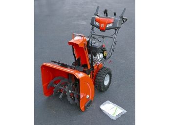 Husqvarna ST224P - 24' 208cc Two-Stage Gas Snow Blower - Power Steering And Electric Start - Beautiful Cond.