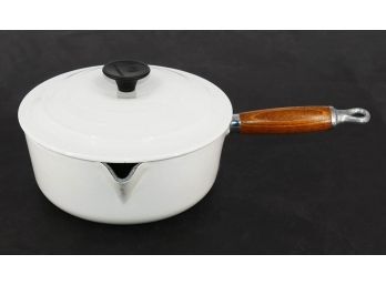 Le Creuset #20 Enameled Cast Iron Sauce Pot - 2.5 QT - In White