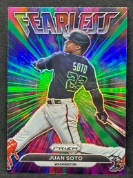 2022 PRIZM FEARLESS JUAN SOTO HOLO PRIZM