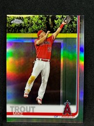 2019 TOPPS CHROME MIKE TROUT REFRACTOR