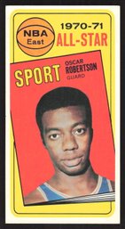 1970-71 TOPPS TALL BOY OSCAR ROBERTSON - LEGEND HALL OF FAMER