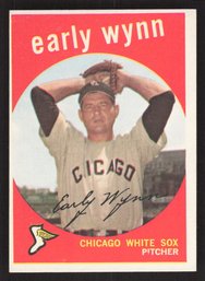 1959 TOPPS EARLY WYNN - HALL OF FAMER