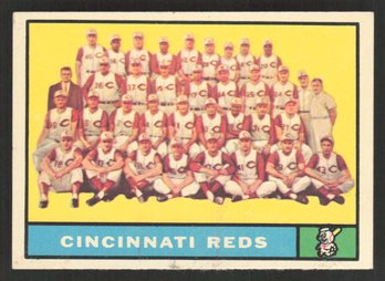 1961 TOPPS CINCINATTI REDS TEAM - PETE ROSE, JOHNNY BENCH