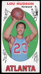 1969-70 TOPPS LOU HUDSON TALL BOY - HALL OF FAMER