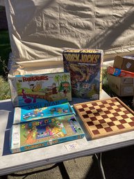 36, TABLE LOT #36, Early 1970s Board Games, Flintstones, Etc.