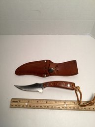 Vintage Kutmaster Skinner Knife With Leather Sheath