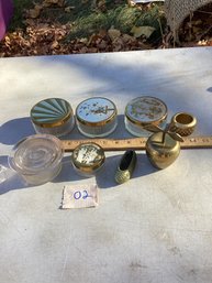 LOT 02, Dresser Boxes, Paperweight And Brass, MED. BOX SHIP