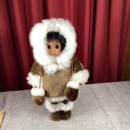 Vintage Alaskan Souvenir Doll With Tag, Kipmik