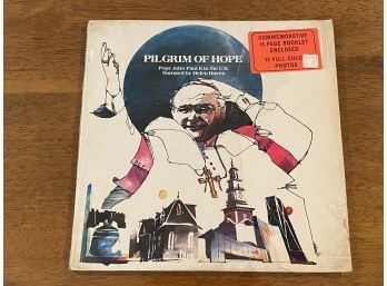 Pilgrim Of Hope Pope John Paul II In The U.S. Narrated By Helen Hayes 16-page Booklet Included