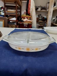 1 1/2 Qt Divided Pyrex Dish With Lid