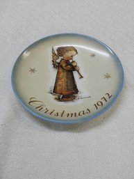 Sister Berta Hummel 1972 Christmas Plate