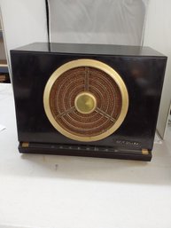 Vintage RCA Victor Radio Model 9X561