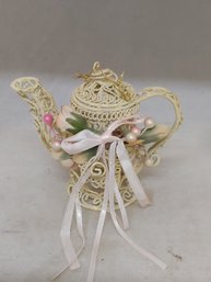 Teapot Decoration