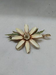 Vintage Pin/brooch