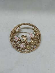 Gold Tone Pin With Flowers