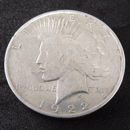 1922-D Peace Silver Dollar Lightly Circulated
