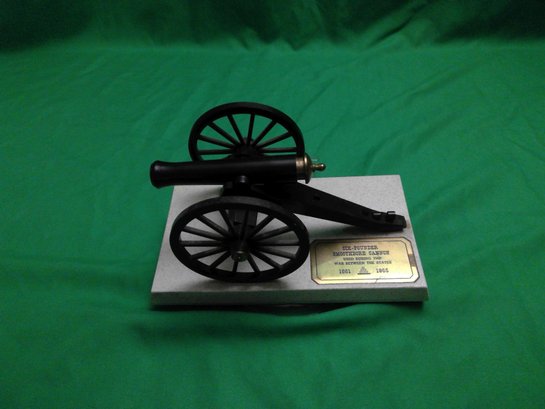 Six Pounder Smooth Bore Cannon Model Of Civil War Cannon Vintage Lighter