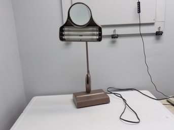 Fluorescent Magnifying Desk Light