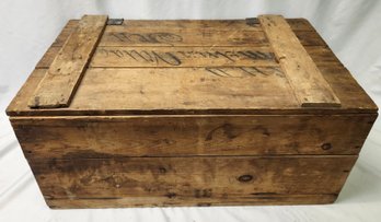 Antique Wooden Coffee Crate CHase And Sanborn BOSTON MA 30' Wide 13.5' Tall 18.5' Front To Back