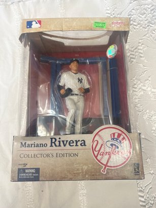 2008 Mariano Rivera Series McFarlane's Sports Picks Collector's Edition Box Is Damaged