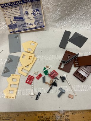 Vintage Plasticville Extra Parts Replacements For HO Scale For Model Train Yards