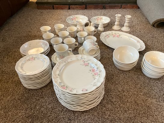 Large Set Of Pfaltzgraff Tea Rose China - Dinnerware Plates Blowls Cups Serving Pcs