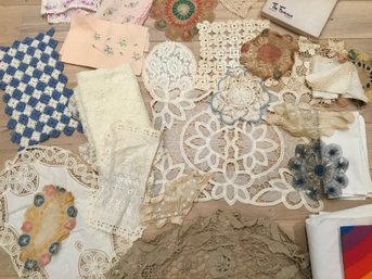 Huge Lot Of Vintage And Antique Linens - See Photos