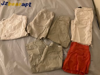 Lot Of Ladies Shorts And Capris Size 6 And 8